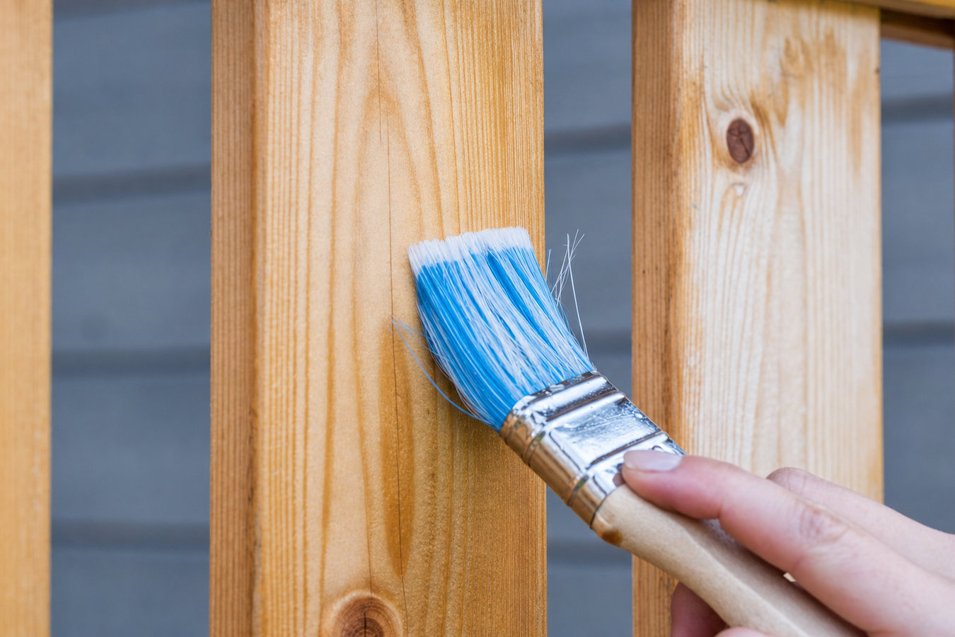 Fence staining and sealing in Kerrville, TX